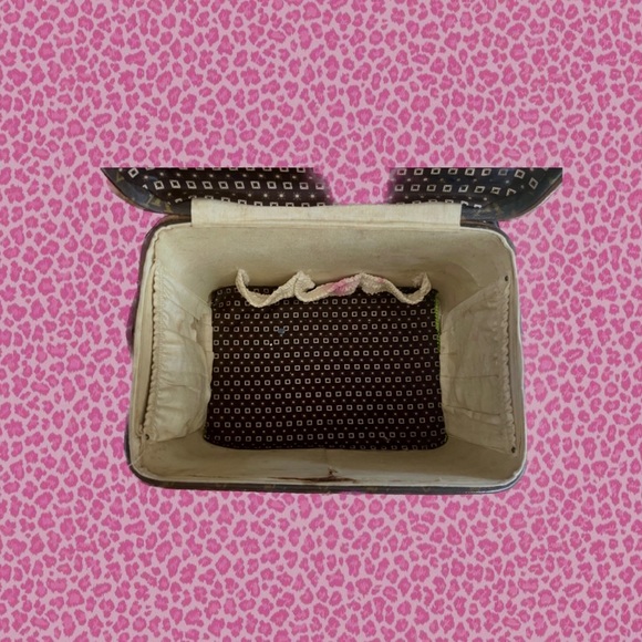 VINTAGE LOUIS VUITTON VANITY CASE- from the 60s - Picture 3 of 4